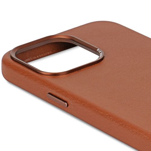 DECODED Leather Backcover w/MagSafe for iPhone 15 - Tan*
